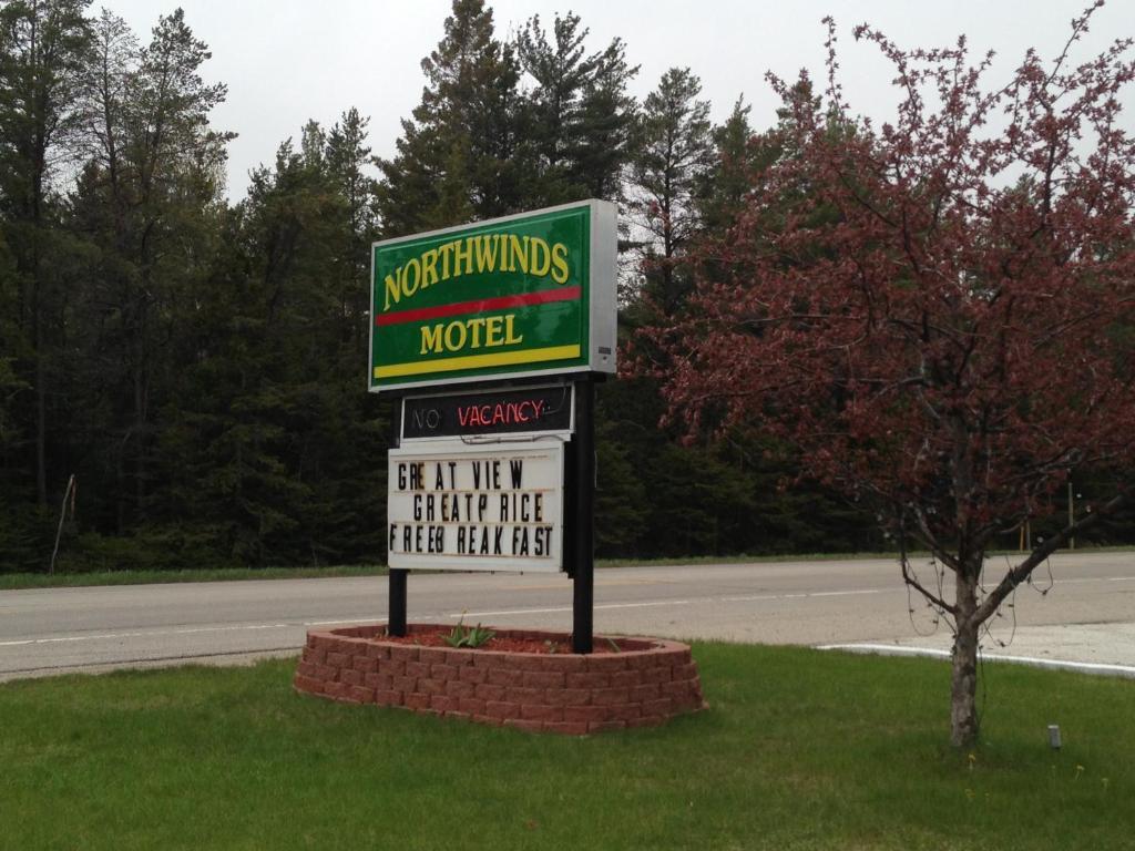 North Winds Motel Mackinaw City Kültér fotó